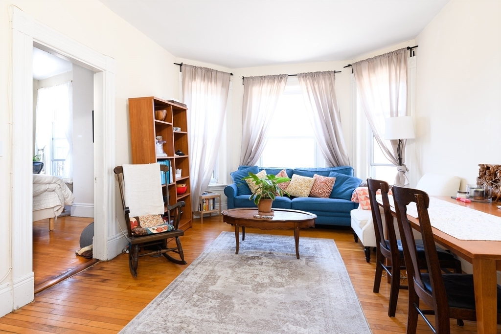 Property Photo: 128 Magazine 10 MA 02139