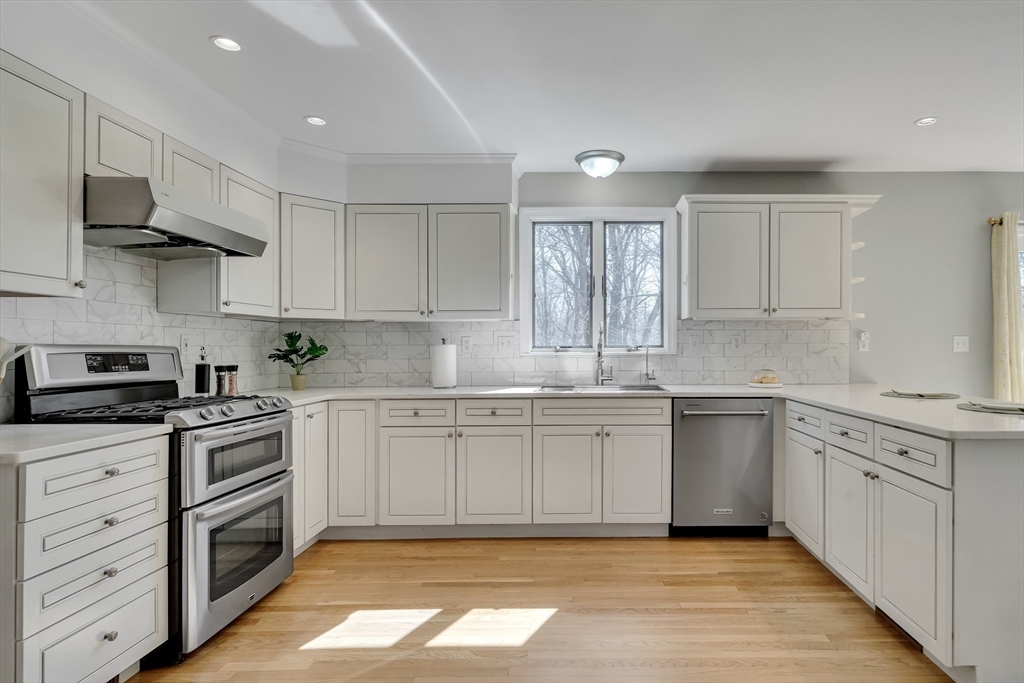 Property Photo: 231 Woburn Street MA 02420