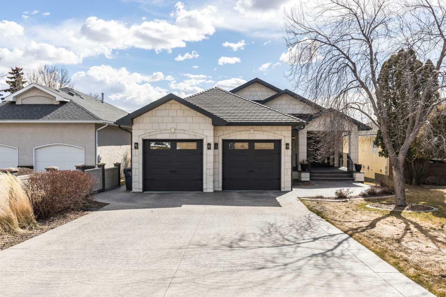 Property Photo: 835 3 Street NW AB T1A 7P7