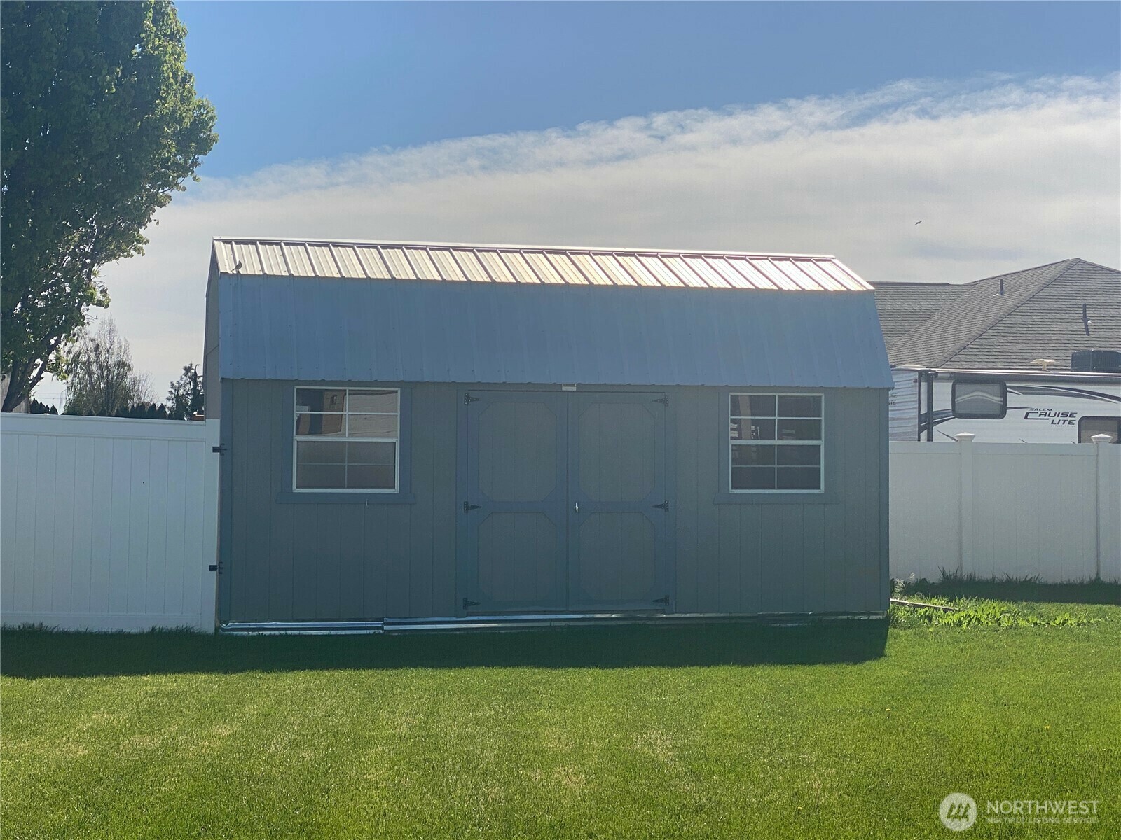 Property Photo: 9500 SE Castlewood Drive WA 98837