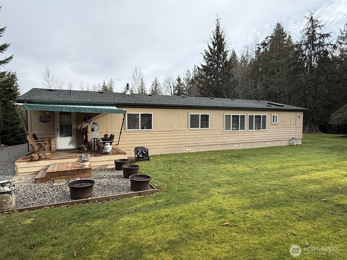 Property Photo: 3029 E Smith Rd WA 98226