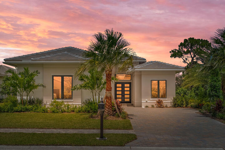 107 SE Via Verona  Port Saint Lucie FL 34984 photo