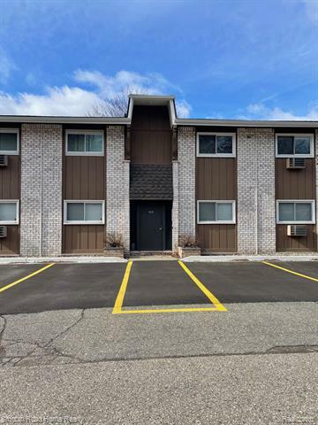 Property Photo: 7615 Woodview Street 4 MI 48185