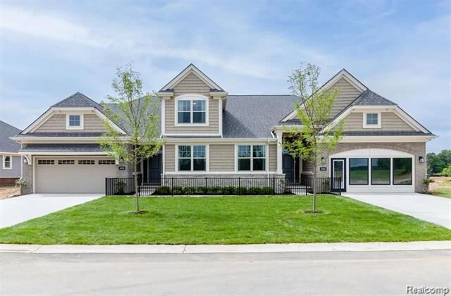 3894 Chatham Place 98  Brighton Twp MI 48114 photo