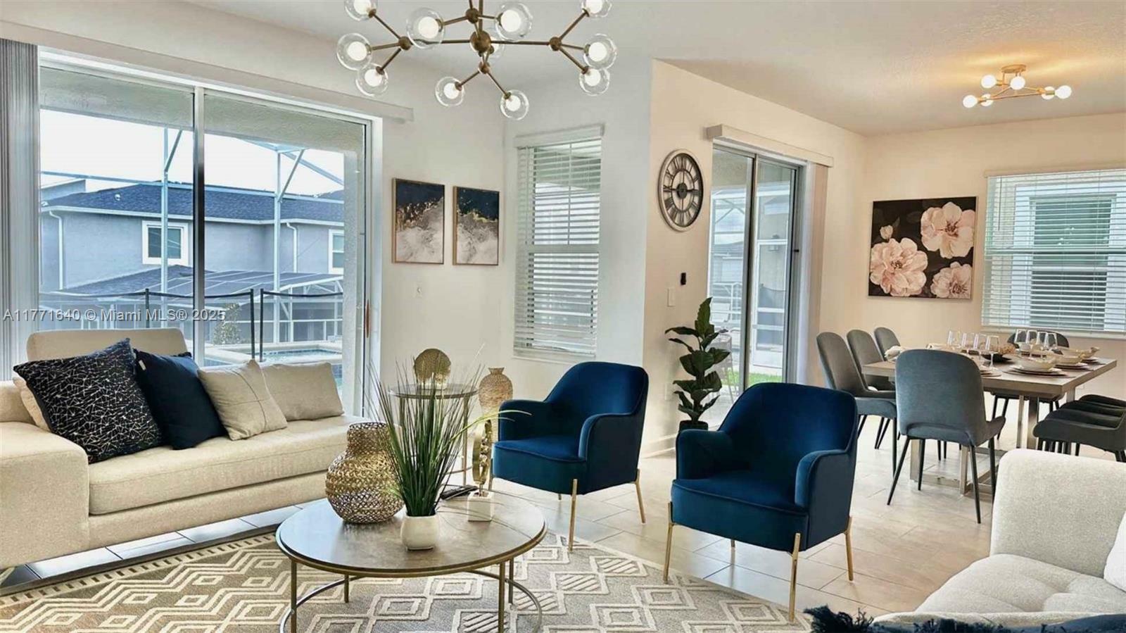 Property Photo: 1129 Kingsbarn St FL 33896