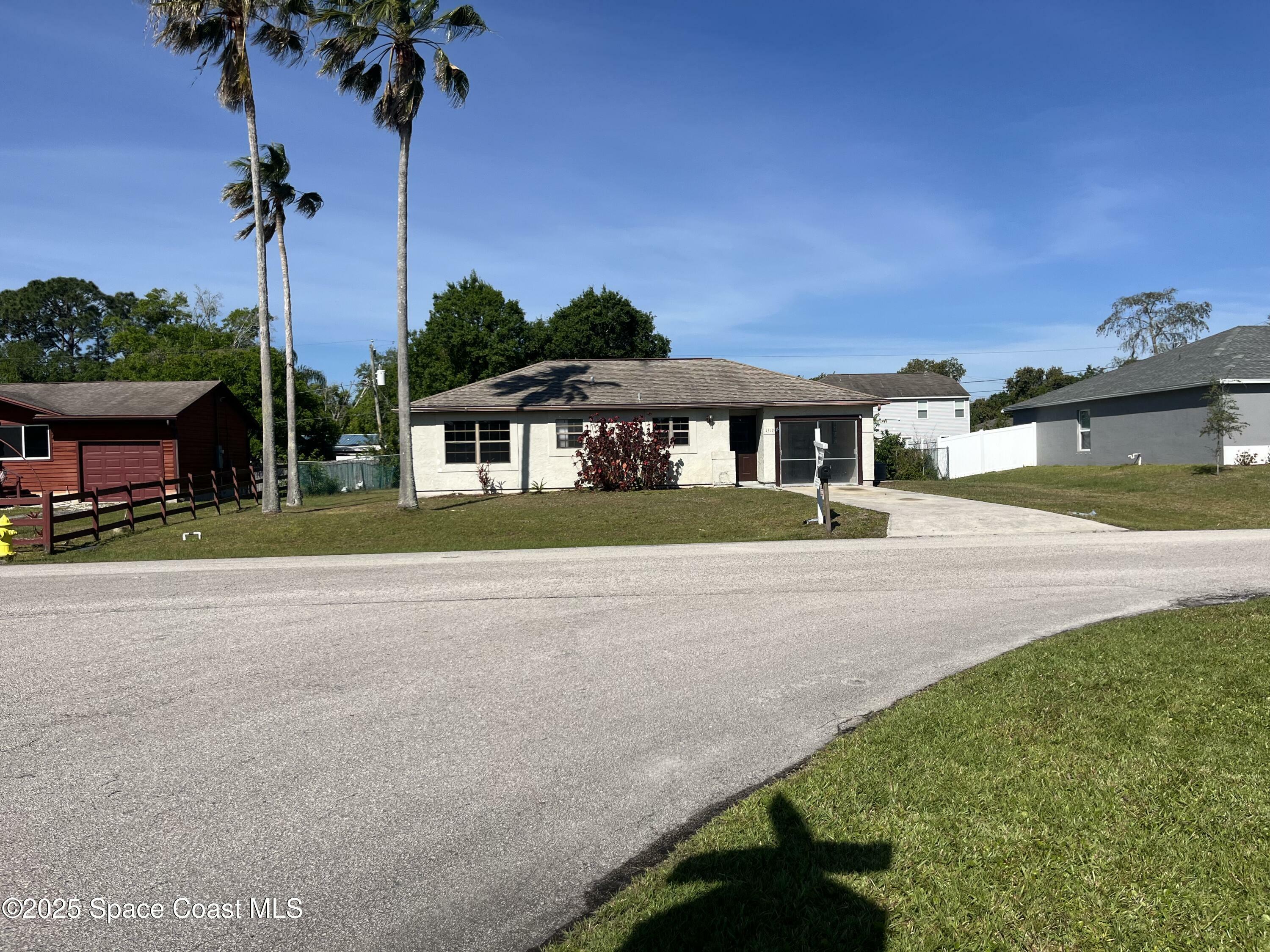Property Photo: 1312 Mariner Avenue SE FL 32909