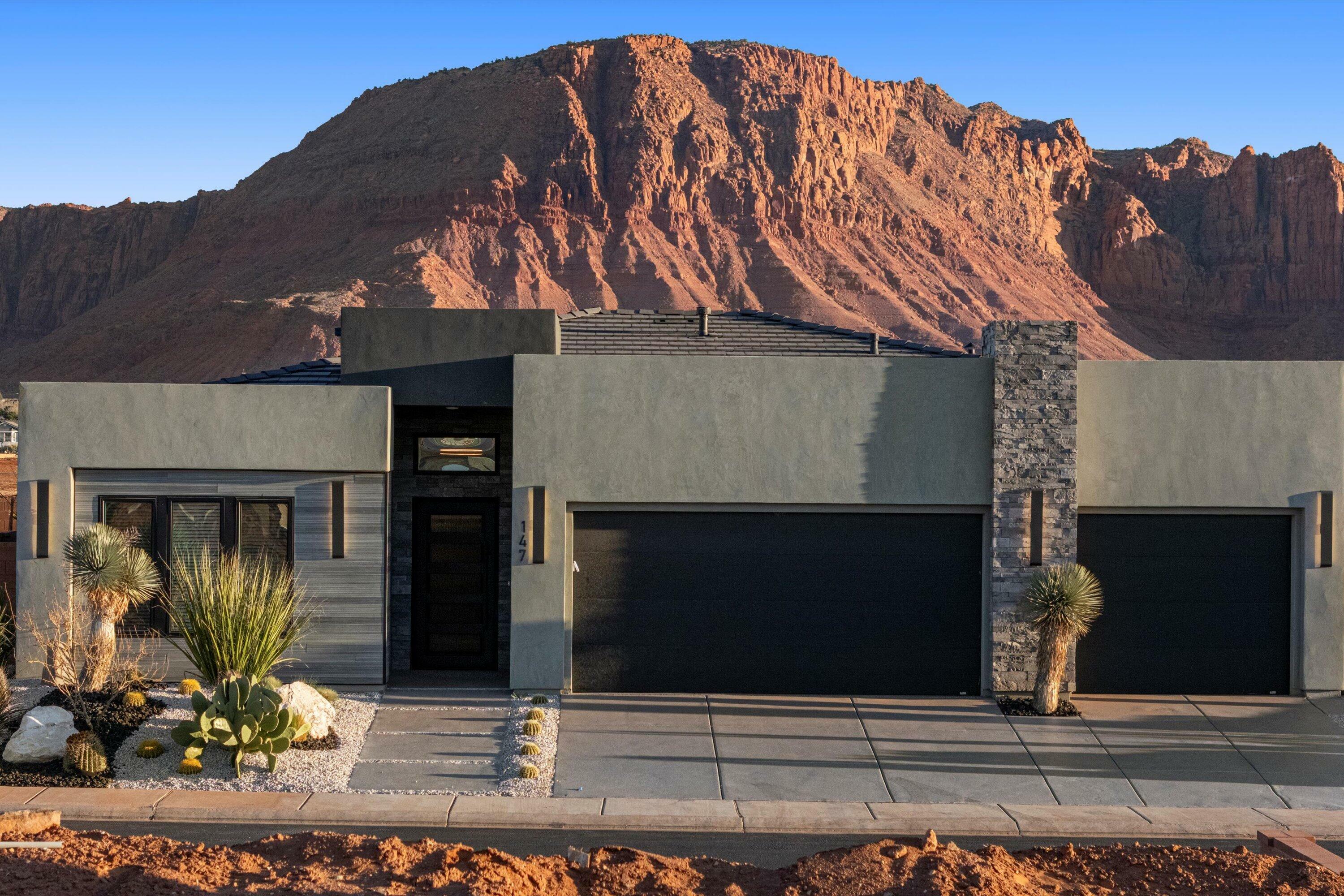 Property Photo: 147 E Terrace Ln UT 84738