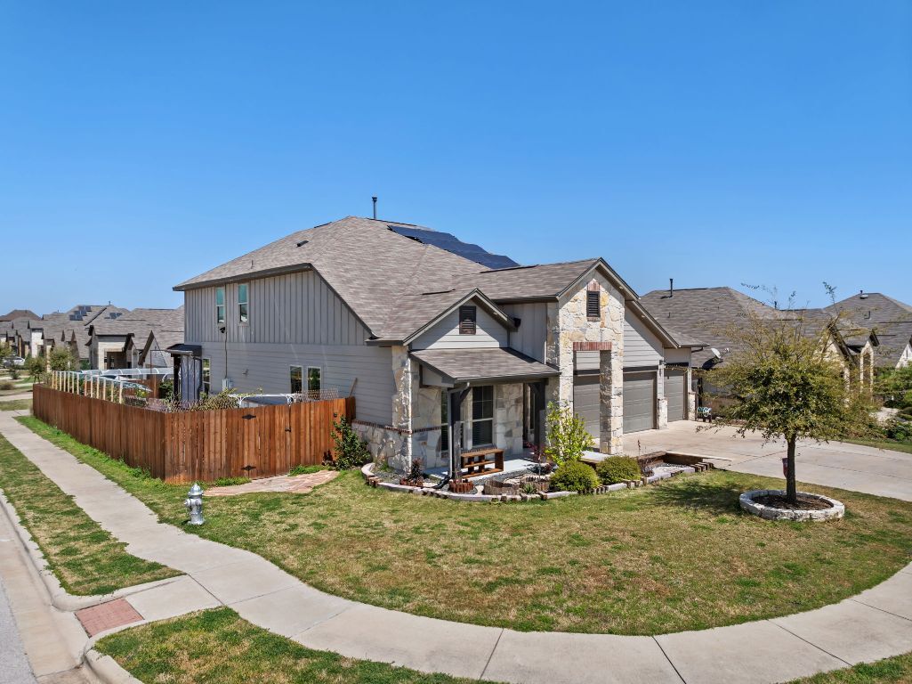 Property Photo: 13601 Larrys Lane TX 78652