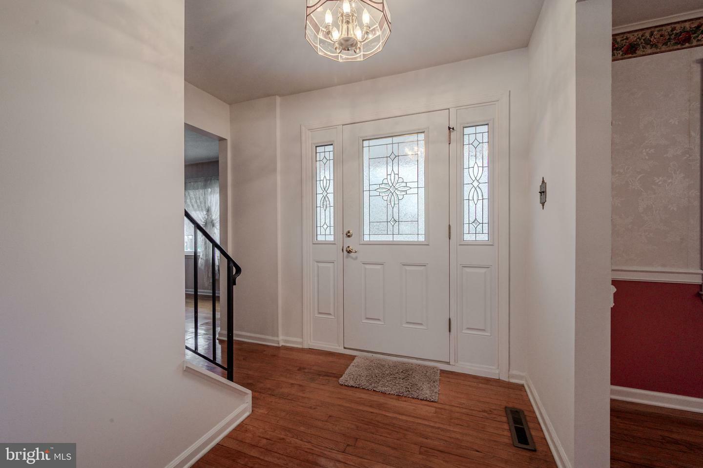 Property Photo:  107 Anita Drive  DE 19713 