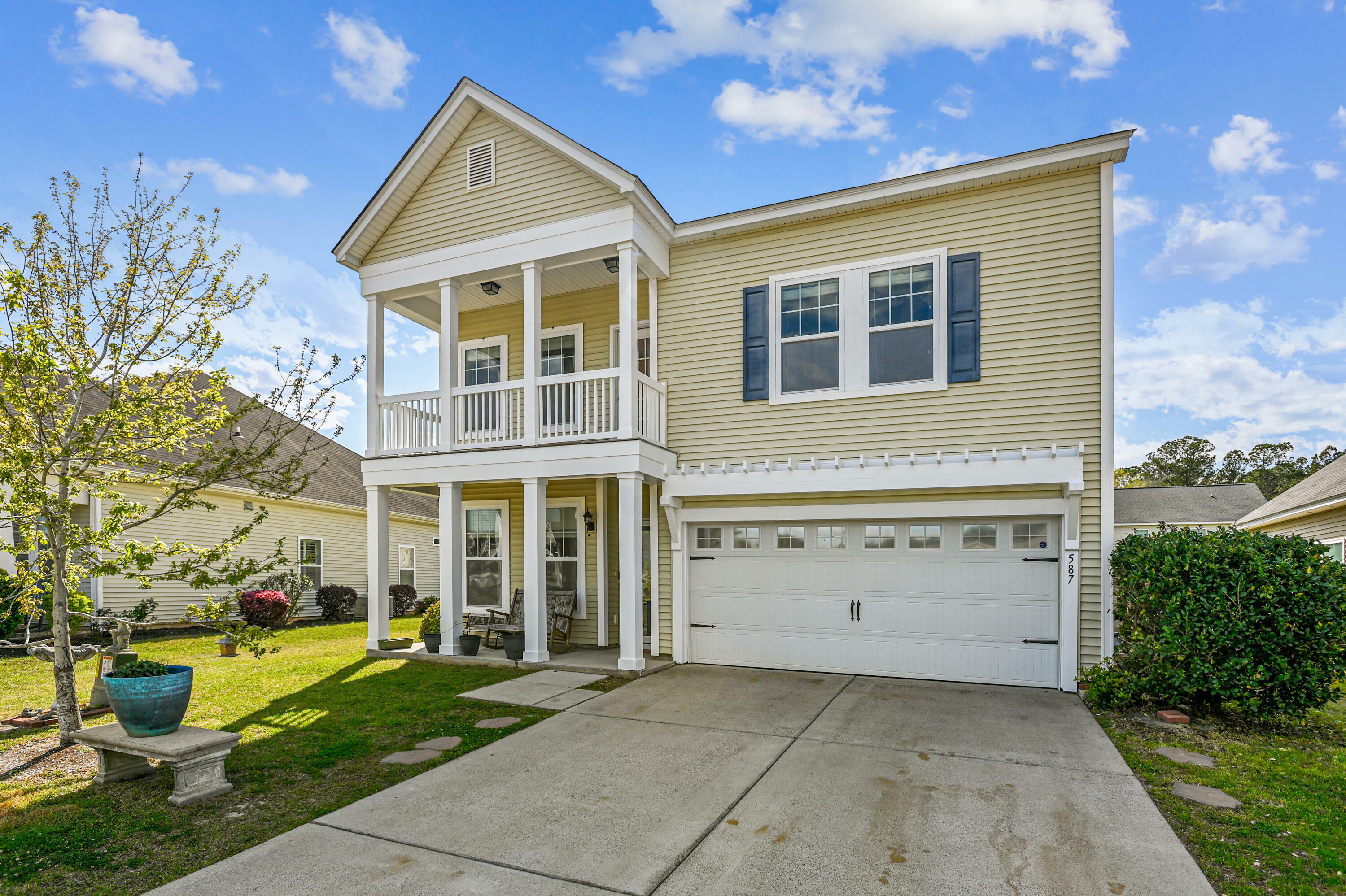 Property Photo: 587 Crossland Drive SC 29461