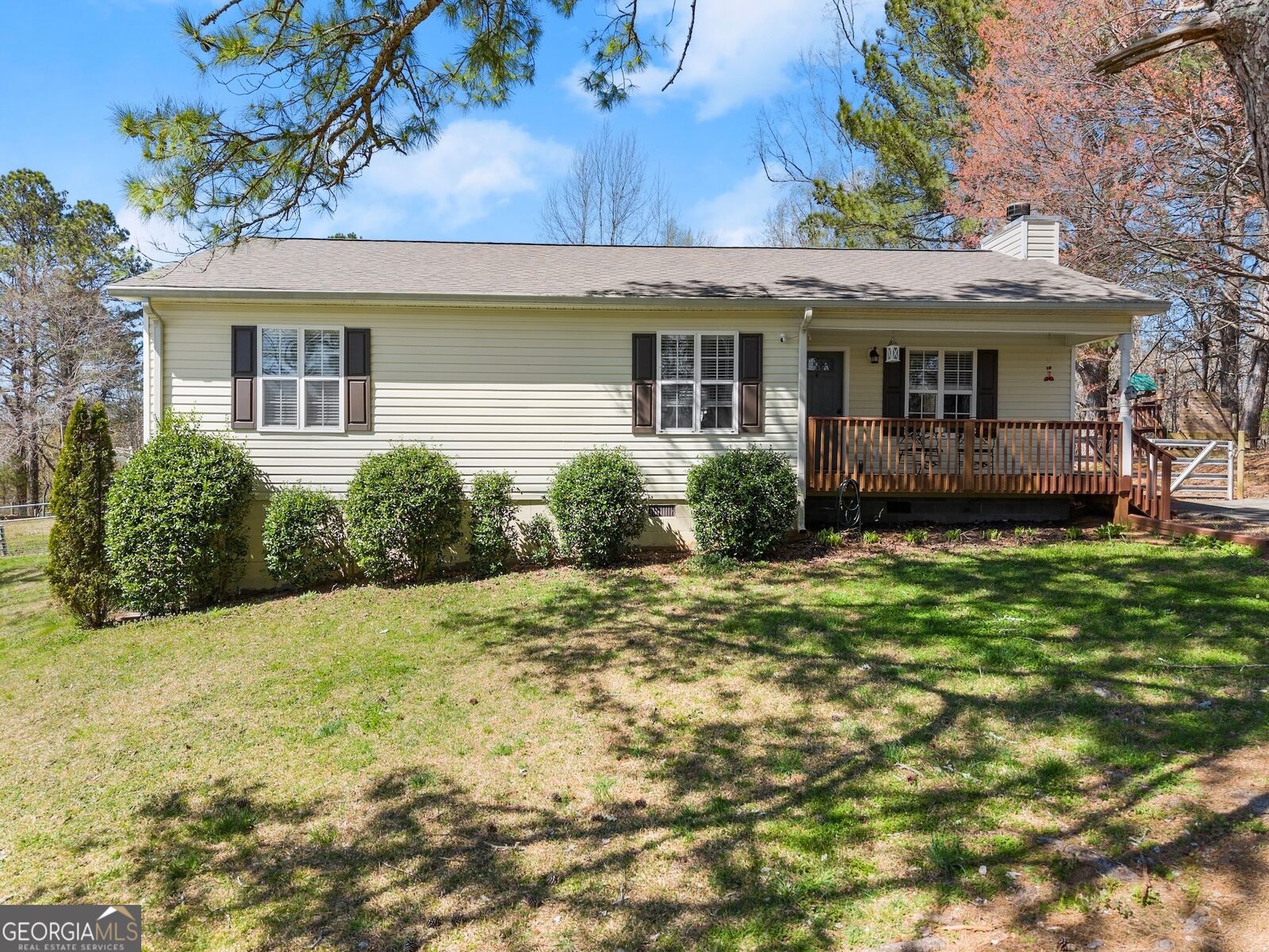 Property Photo: 162 Grant Road W GA 30534