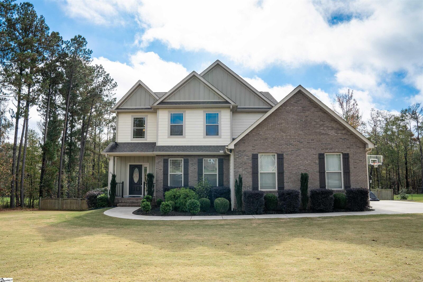 Property Photo: 222 Plantation Grove Drive SC 29376-3643