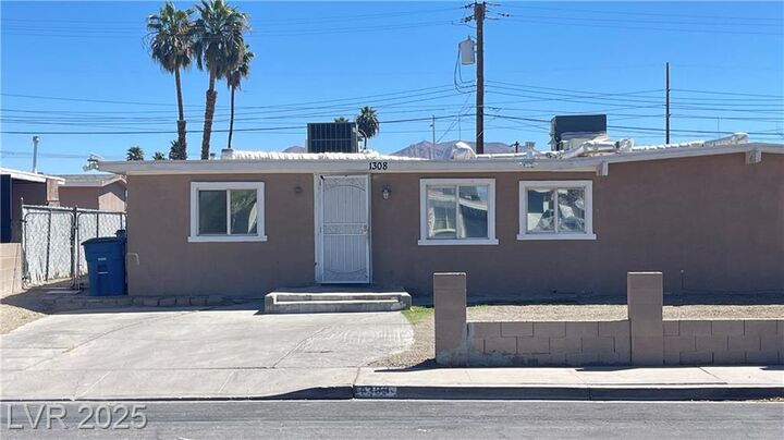 1308 Harriet Street  Las Vegas NV 89101 photo