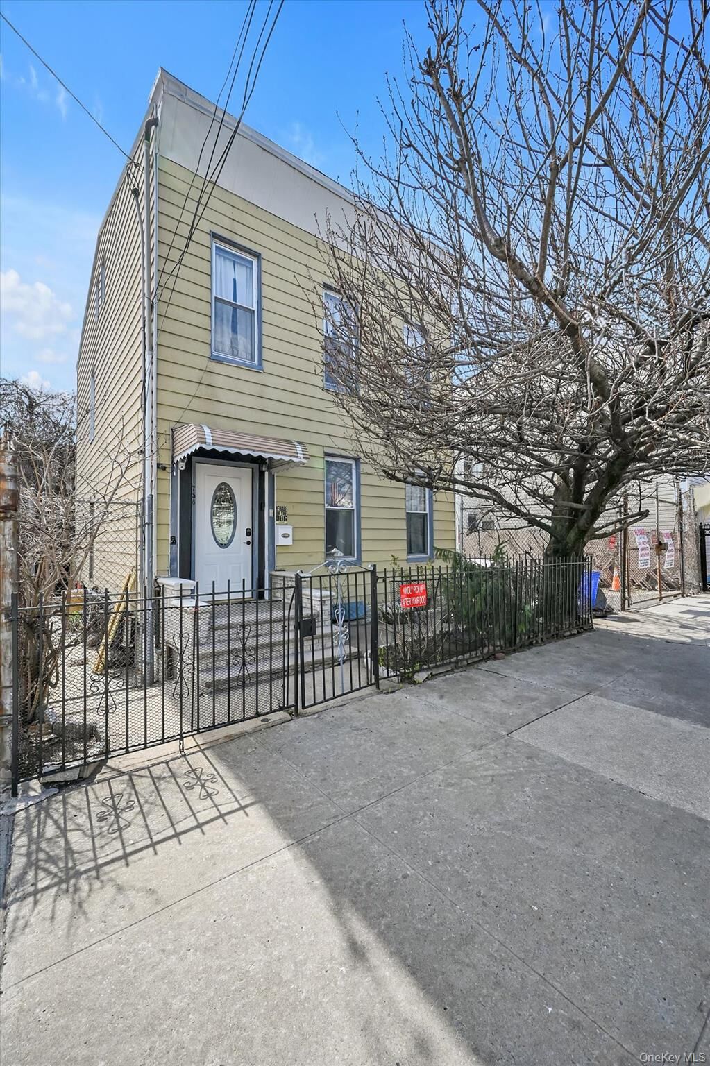 Property Photo:  758 Glenmore Avenue  NY 11208 