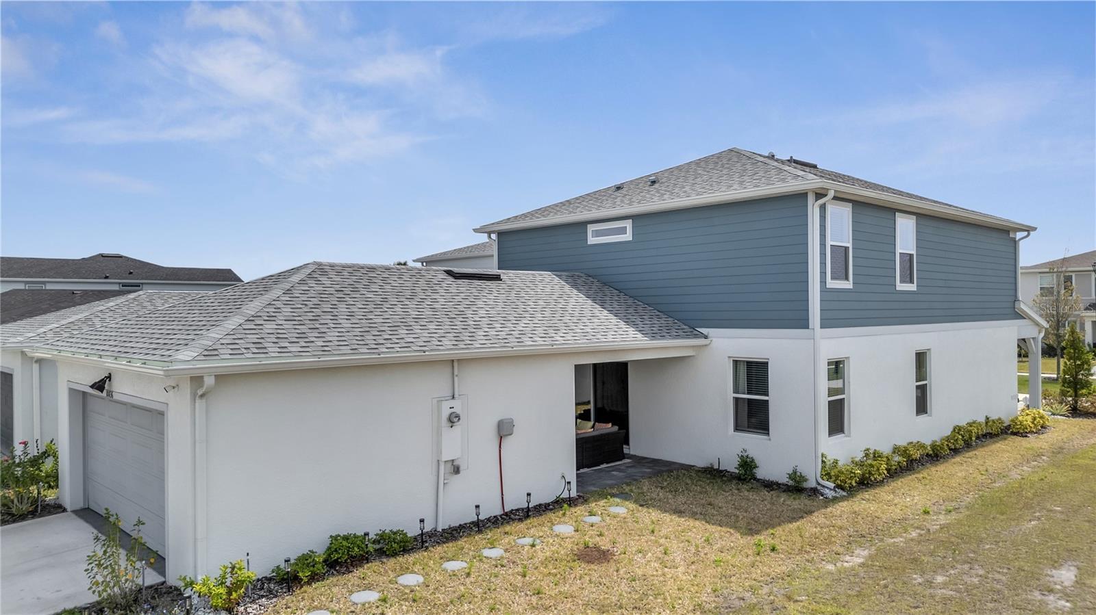 Property Photo: 10836 Waterwood Alley FL 32829