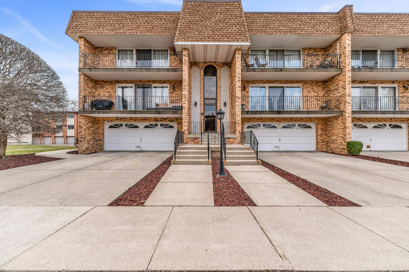 Property Photo: 4149 W 97th Street 101 IL 60453