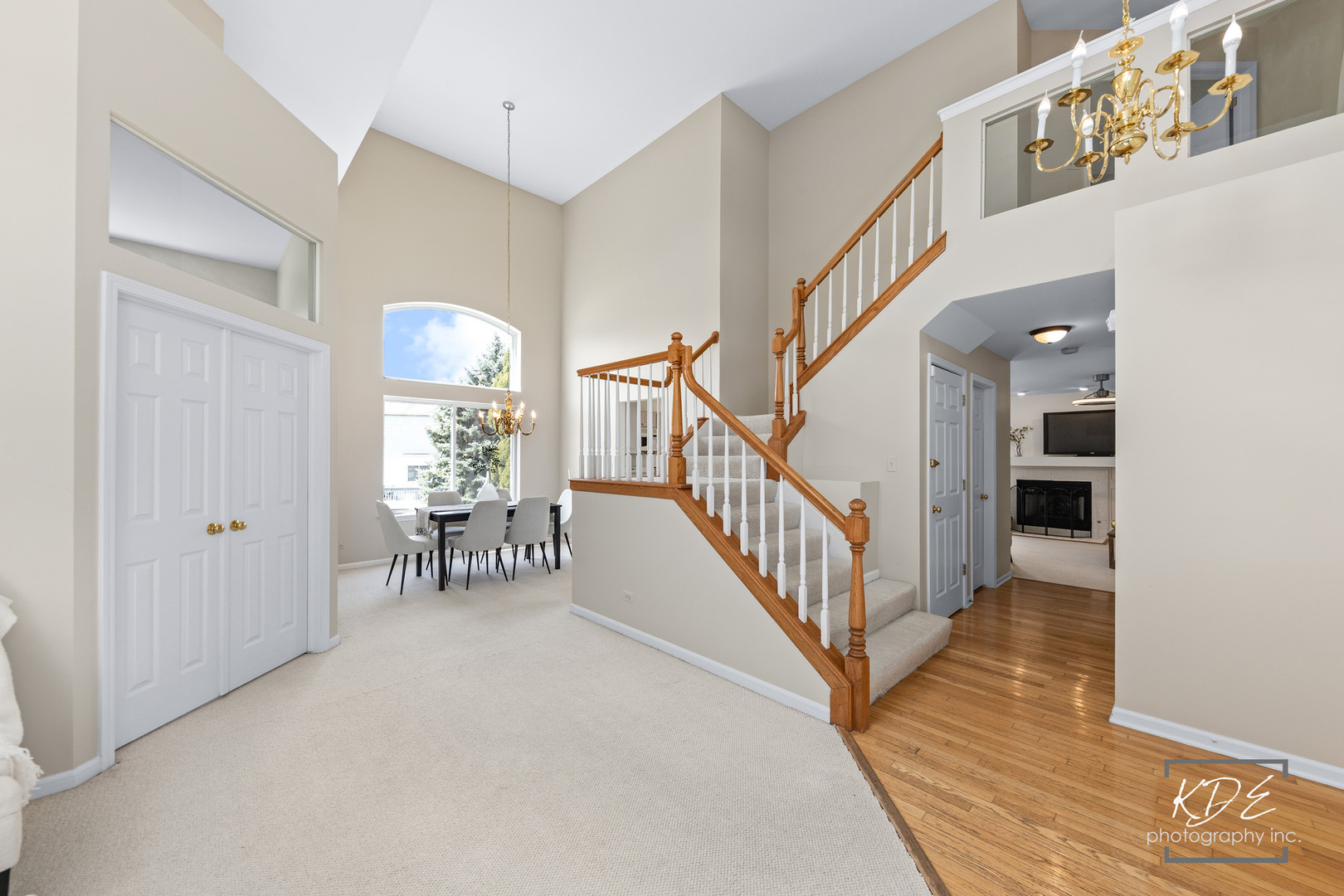 Property Photo: 691 Wintergreen Circle IL 60540