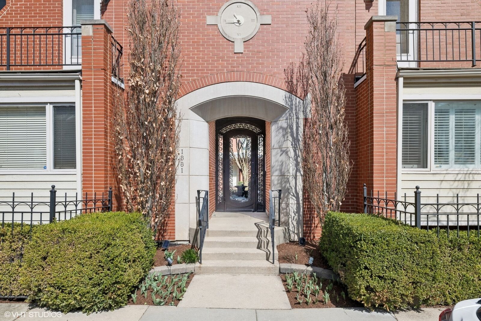 Property Photo:  1881 N Poe Street C  IL 60614 