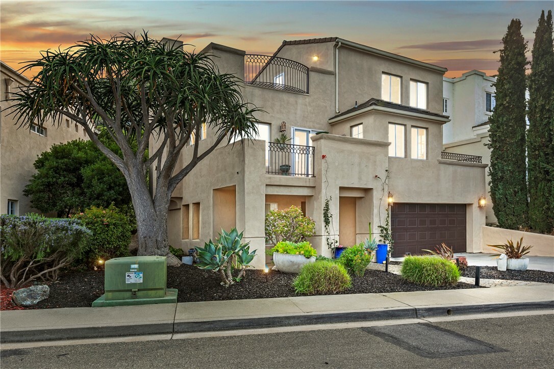 Property Photo:  505 Bluerock Drive  CA 93401 