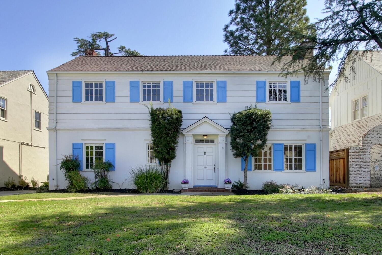 Property Photo: 1315 46th Street CA 95819