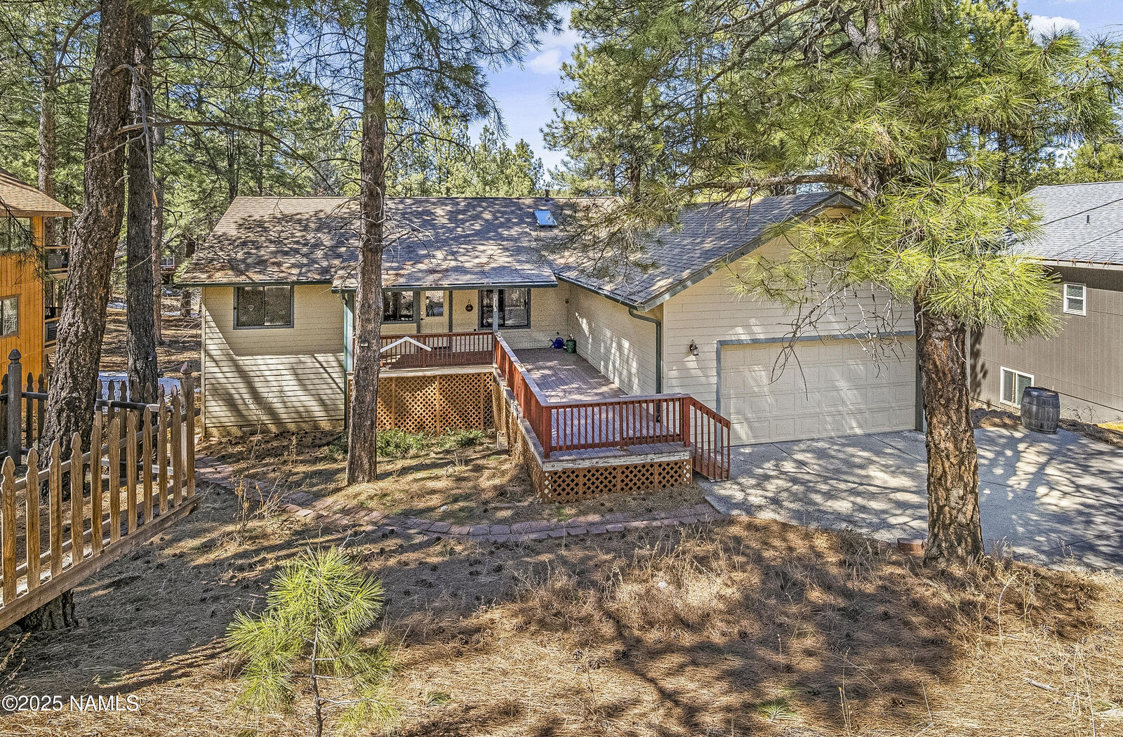 Property Photo: 3260 Toho Trail AZ 86005