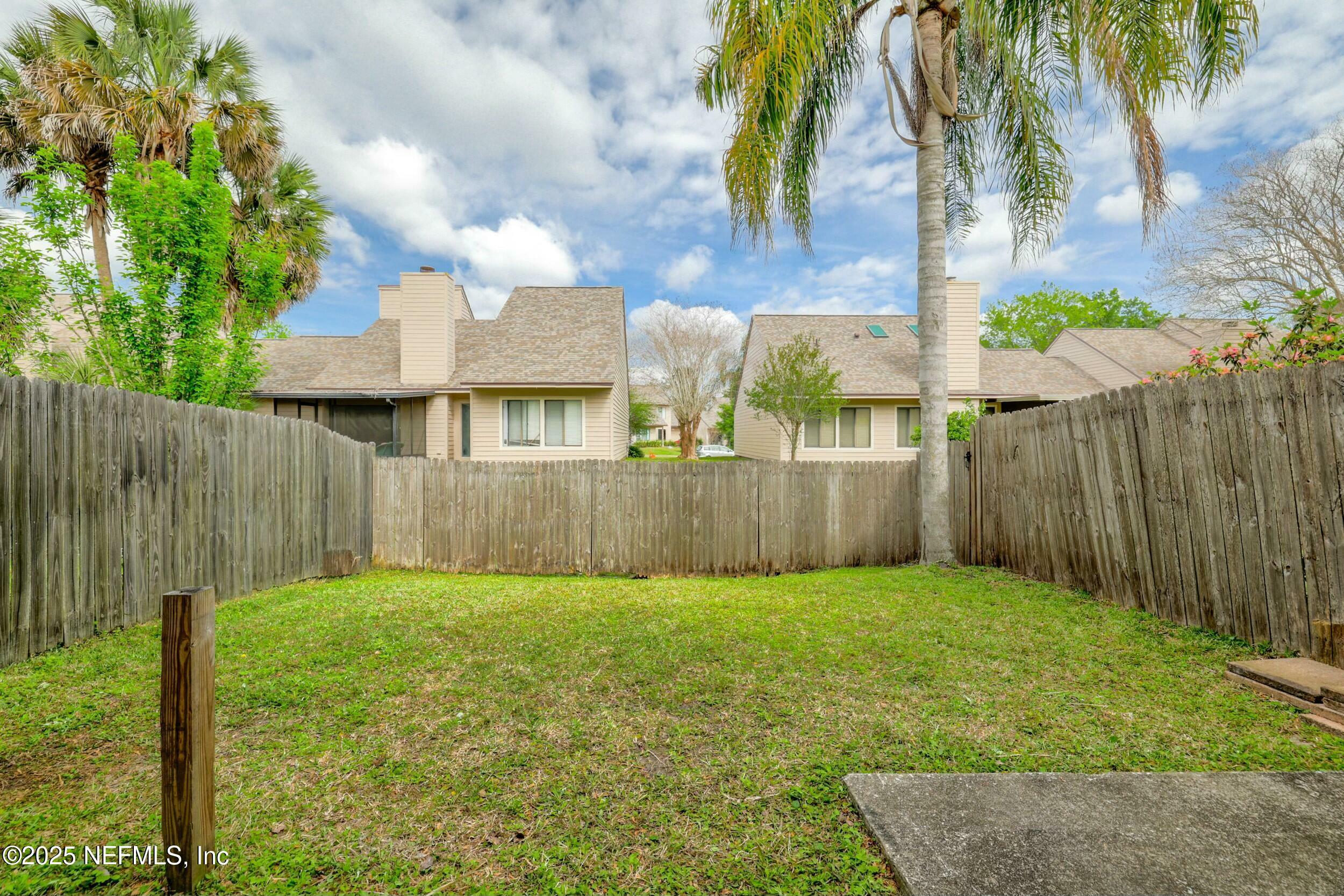 Property Photo: 4133 Hidden Branch Drive N FL 32257