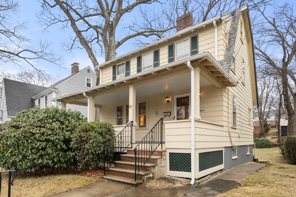27 Hawthorne Avenue  Arlington MA 02476 photo