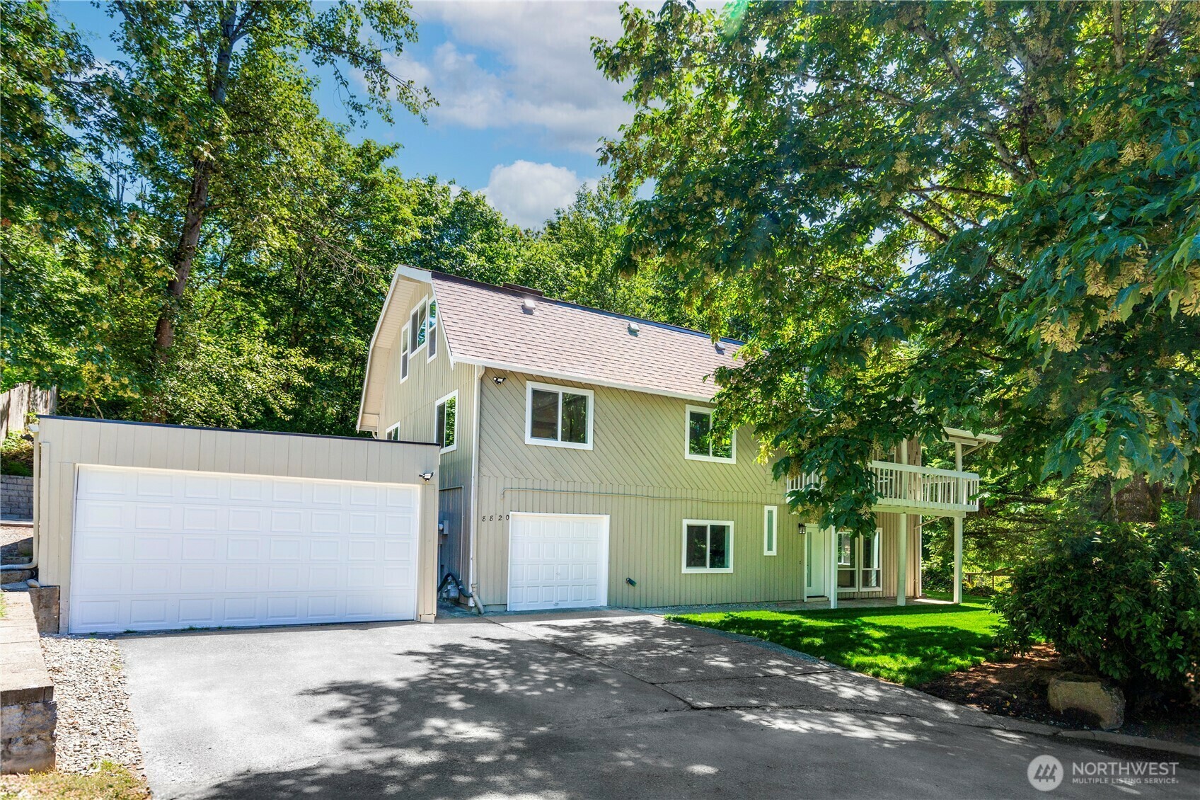8820  125th Place SE  Newcastle WA 98056 photo