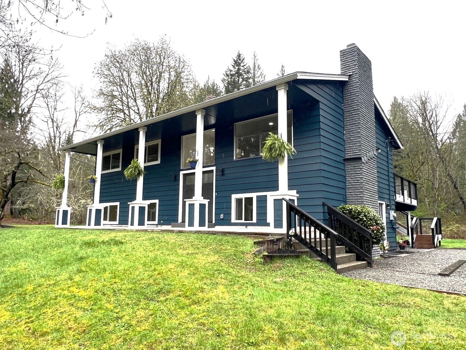 Property Photo: 21224 SE 232nd Street WA 98038