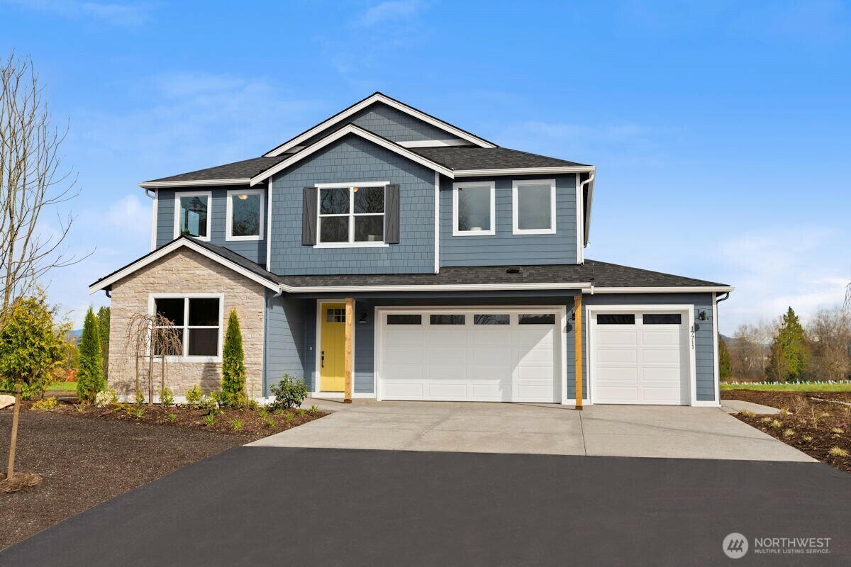 17711  11th Avenue NE  Arlington WA 98223 photo