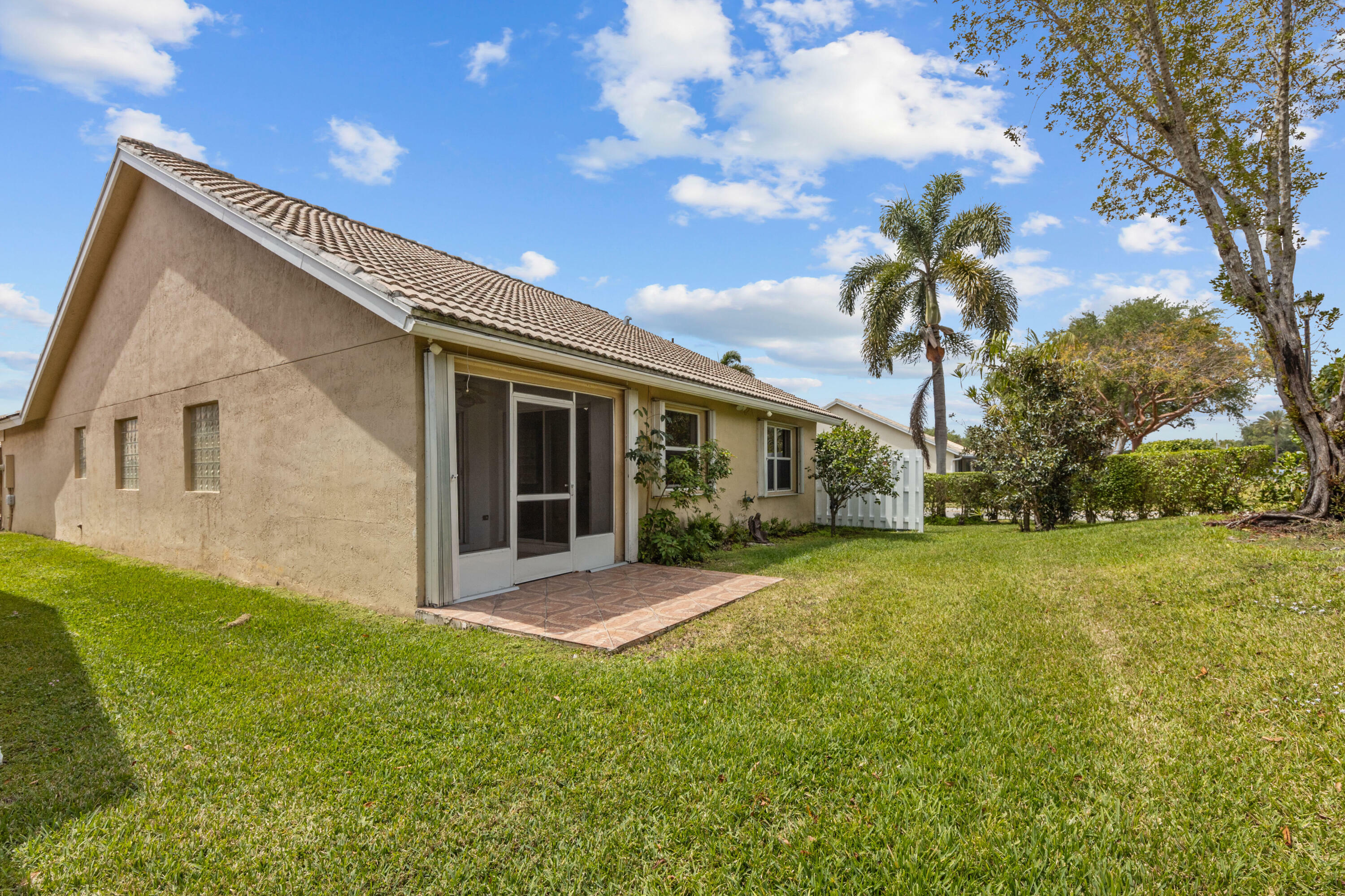Property Photo: 12826 Hampton Lakes Circle FL 33436