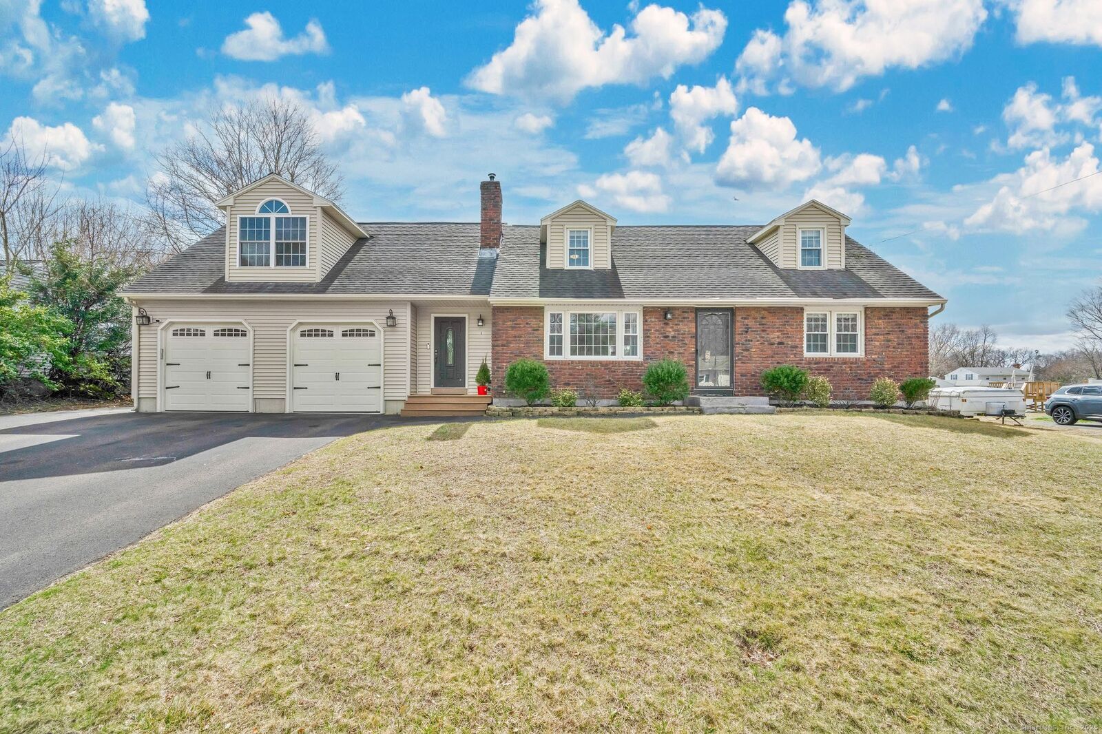 Property Photo:  5 Brook Road  CT 06082 