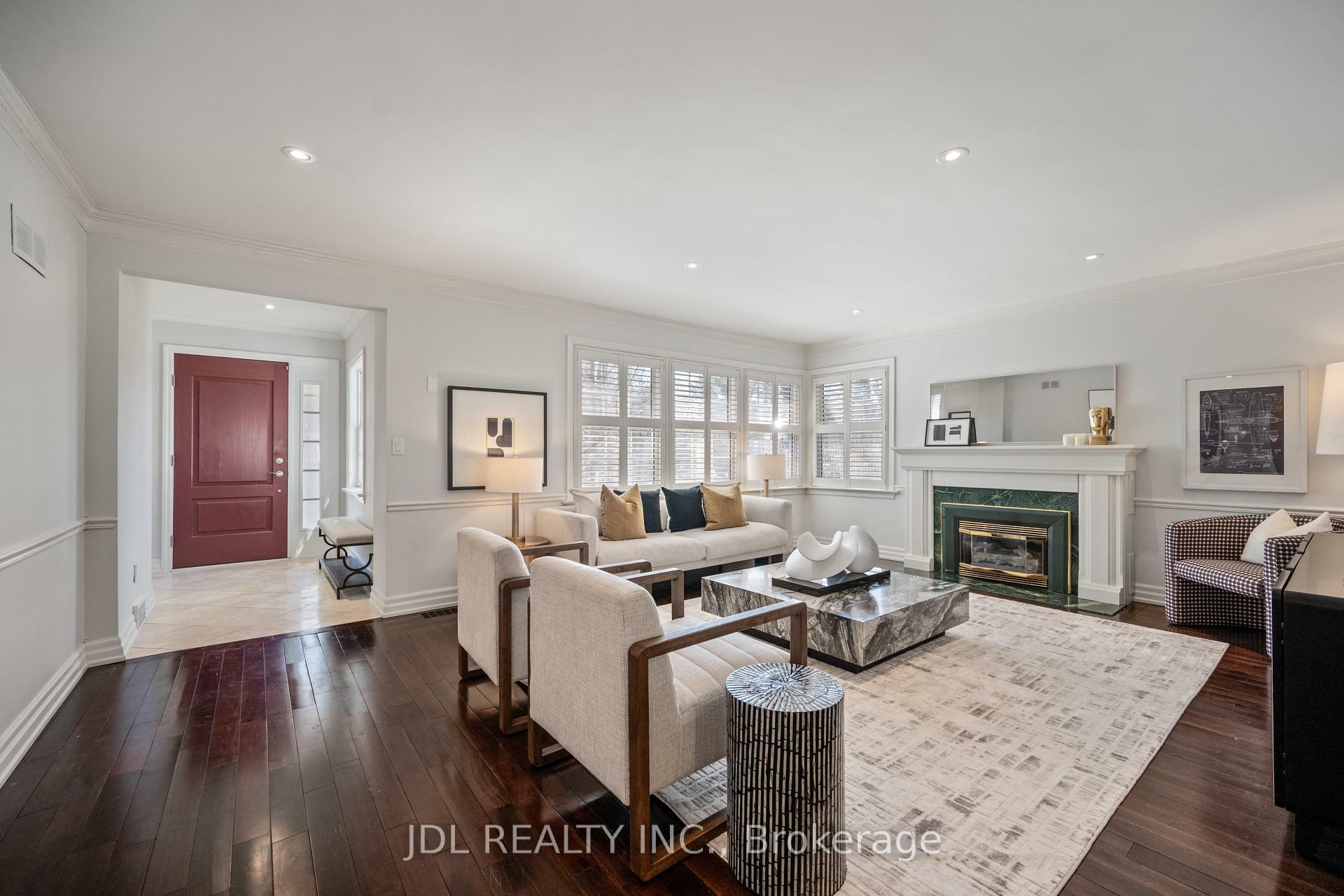 Property Photo: 1207 Linbrook Road ON L6J 2L5