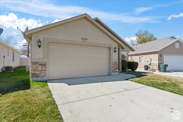 Property Photo: 4896 W Cottage Brook Cir S UT 84120