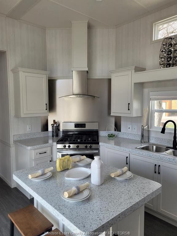 Photo de la propriété: 981 County Rd 2 603 ON N8L 1B4