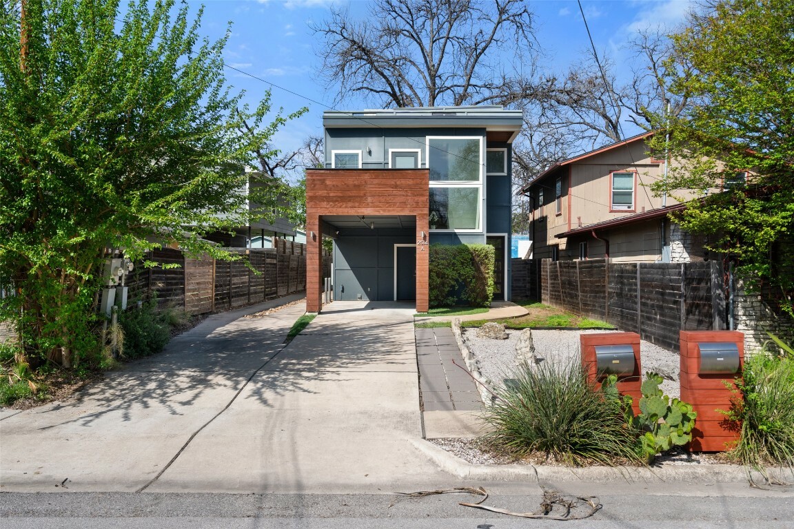 Property Photo: 2514 E 4th Street A TX 78702