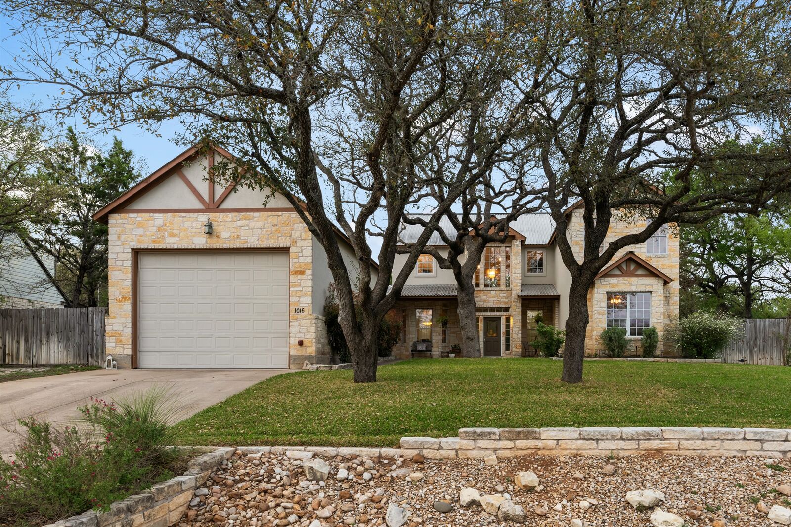 Property Photo:  1016 Merlene Drive  TX 78732 