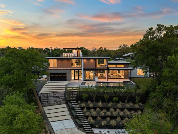 2401 Oakhaven Circle  Austin TX 78704 photo