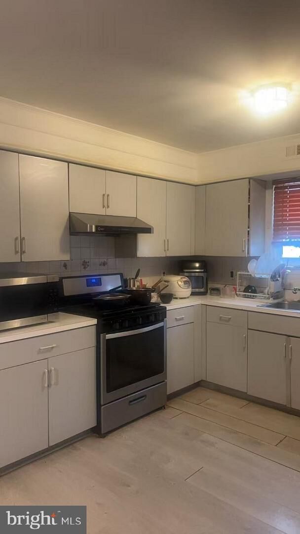 Property Photo: 612 Poquessing Avenue PA 19116