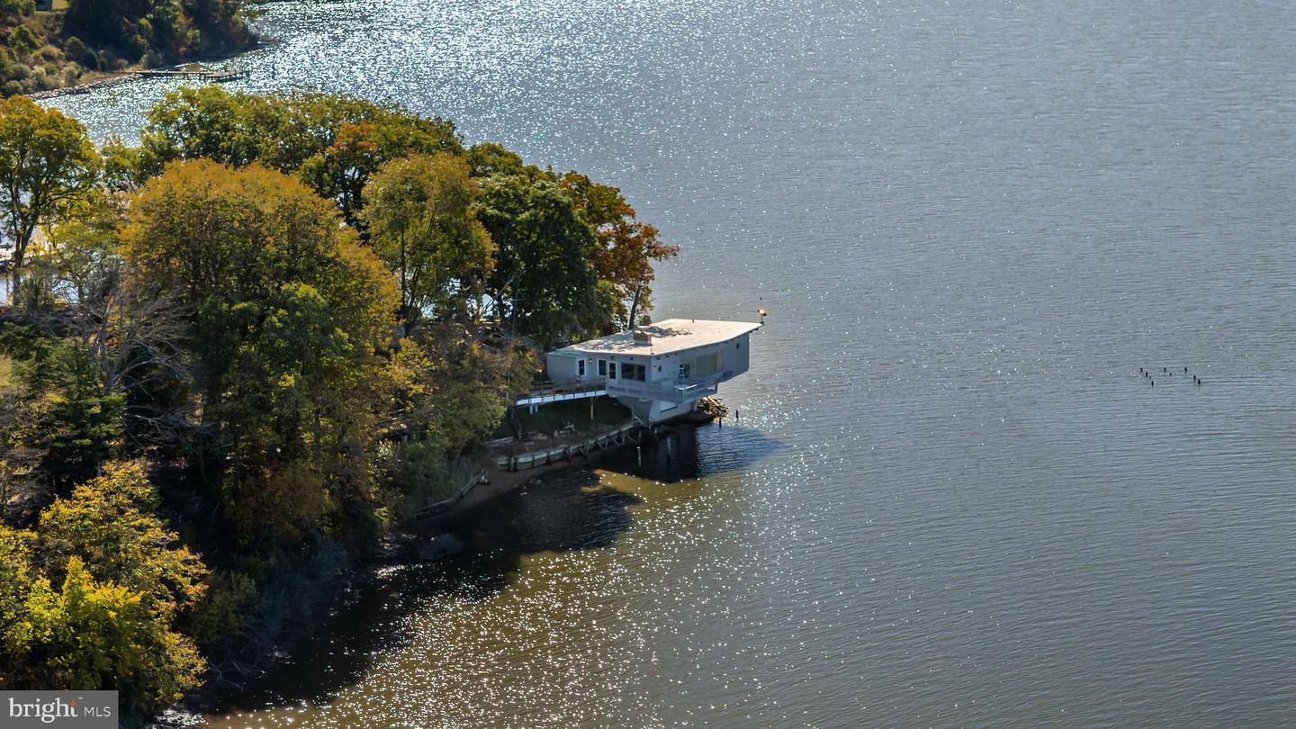 22153 1st Point Road  Chestertown MD 21620 photo