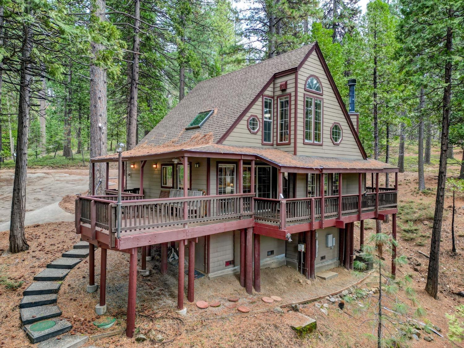 Property Photo: 2060 Baywood View CA 95223