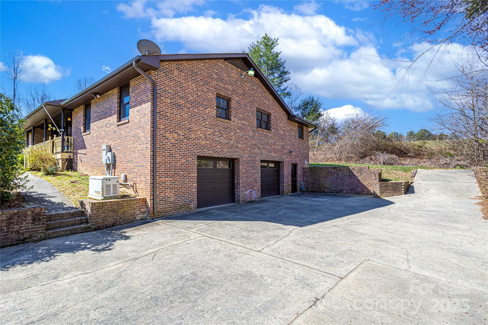 Property Photo: 35 Tree Top Drive NC 28704