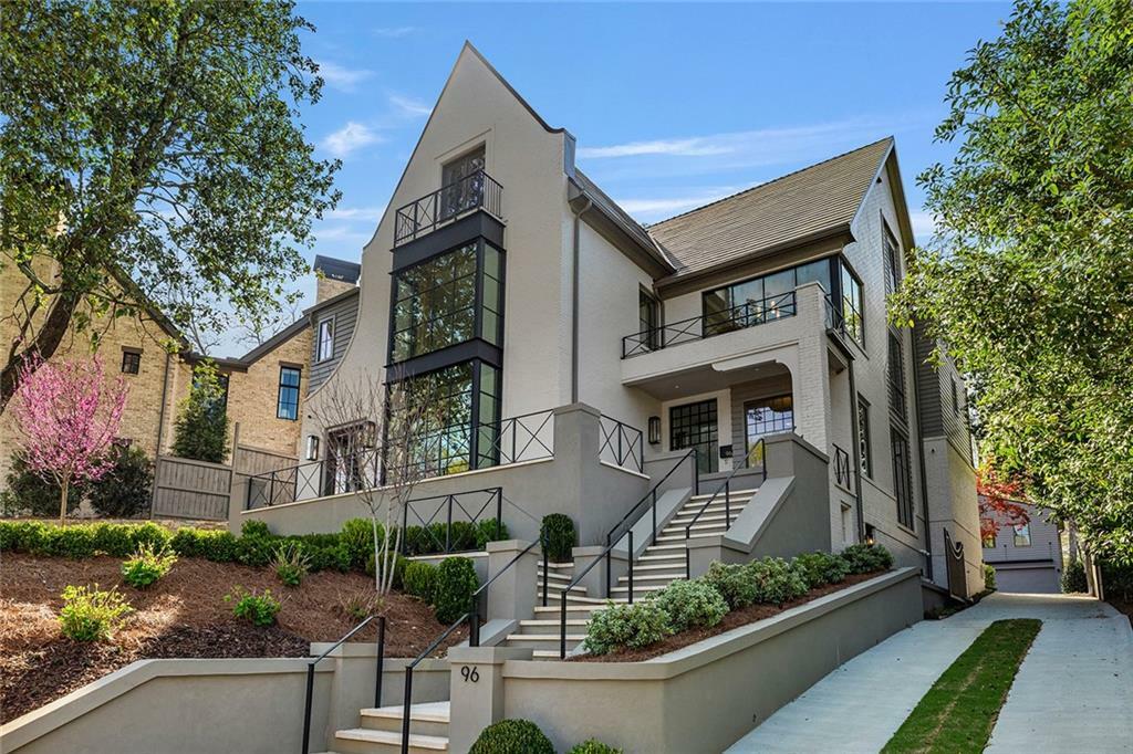 Property Photo: 96 The Prado NE GA 30309