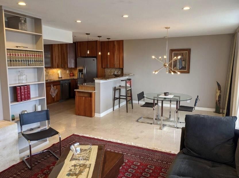 Property Photo: 2016 Main Street 1809 TX 77002