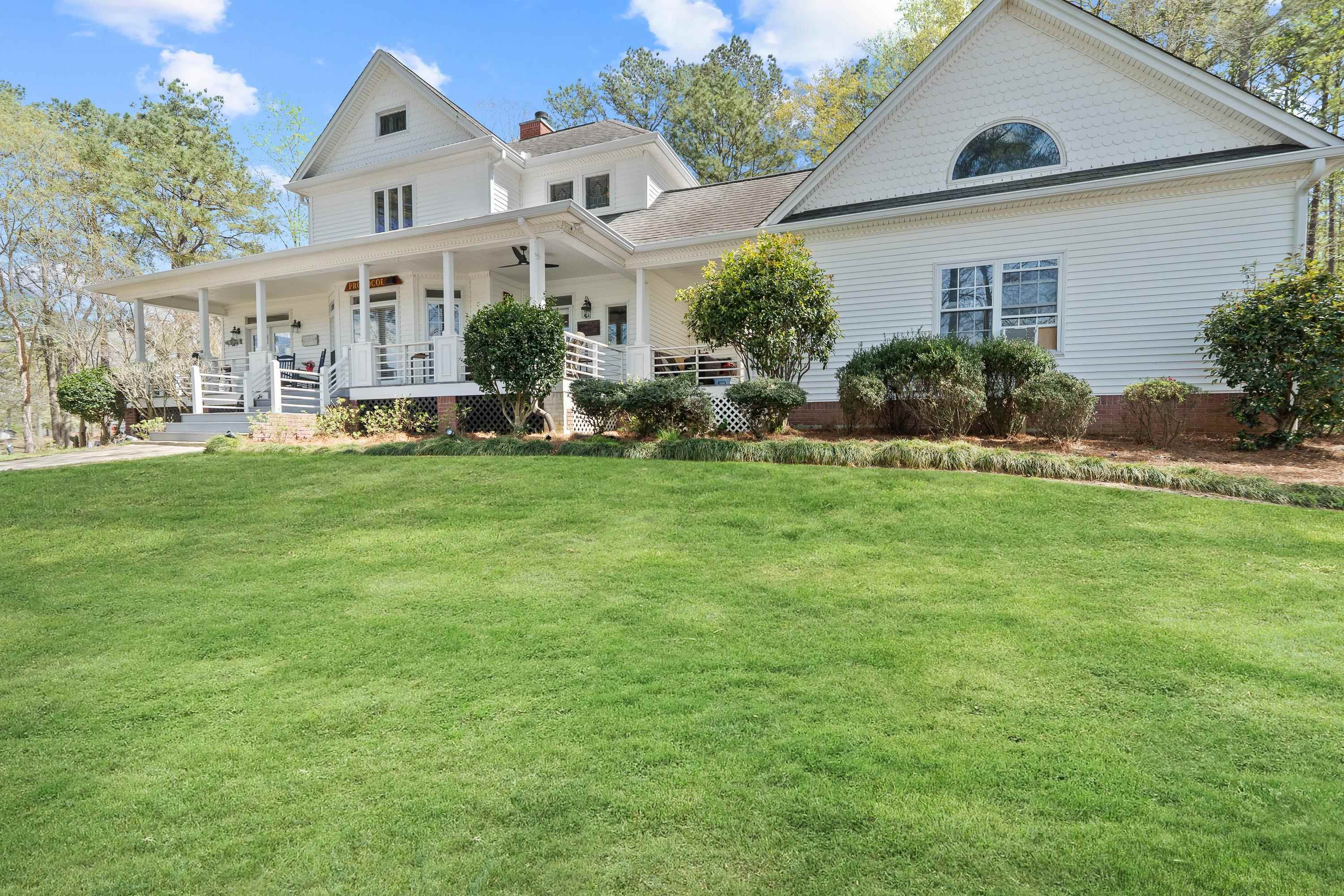 Property Photo: 1010 Plum Orchard Road GA 30642