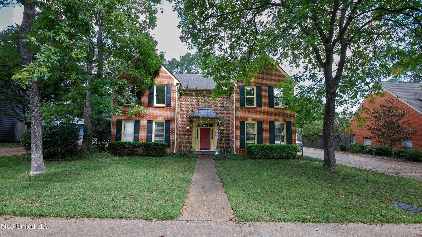 Property Photo:  50 Moss Forest Circle  MS 39211 