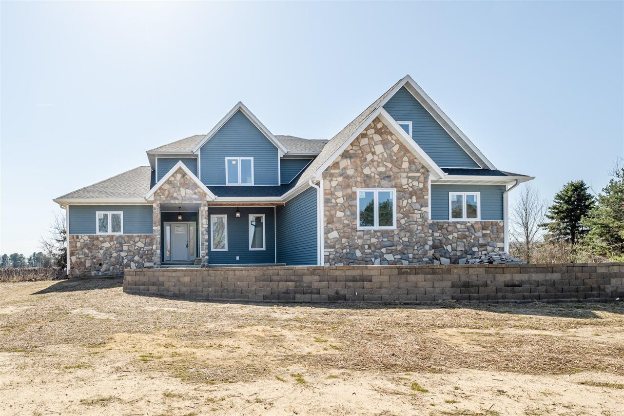 Property Photo: 2430 Ulrich Lane MI 49127
