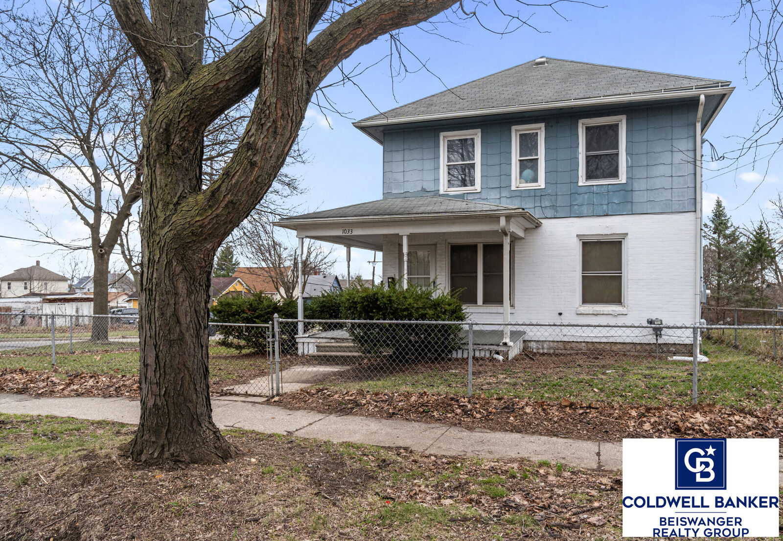 Property Photo: 1033 Lansing Avenue MI 49202