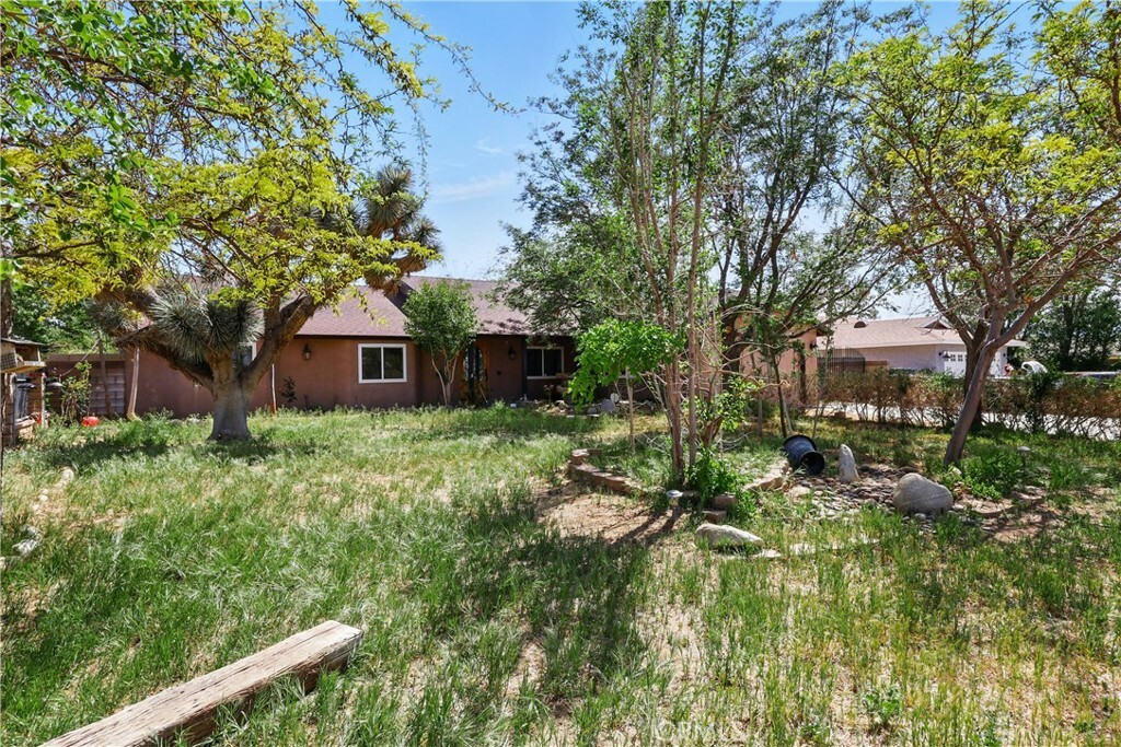 Property Photo:  5134 W Avenue K10  CA 93536 