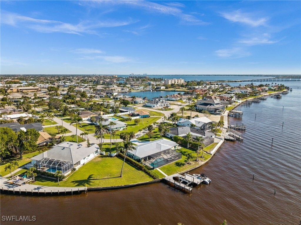 Property Photo: 1600 Edith Esplanade FL 33904